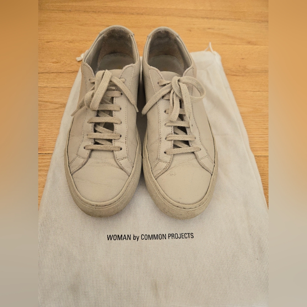 Common Projects Light Grey Low Sneakers